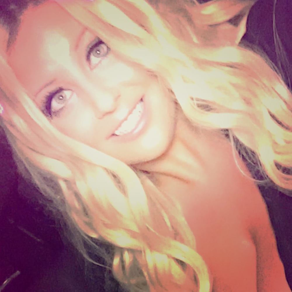 Meet your Posher, Carly